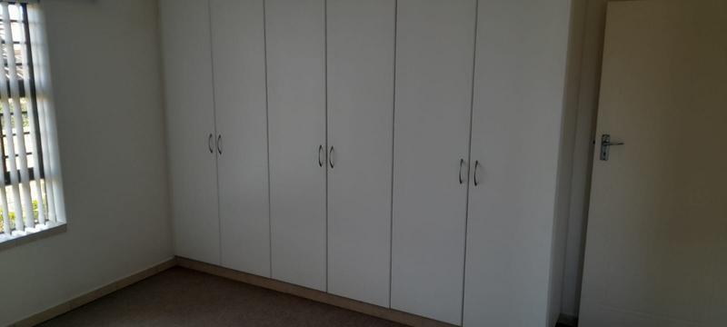 To Let 2 Bedroom Property for Rent in Heiderand Western Cape